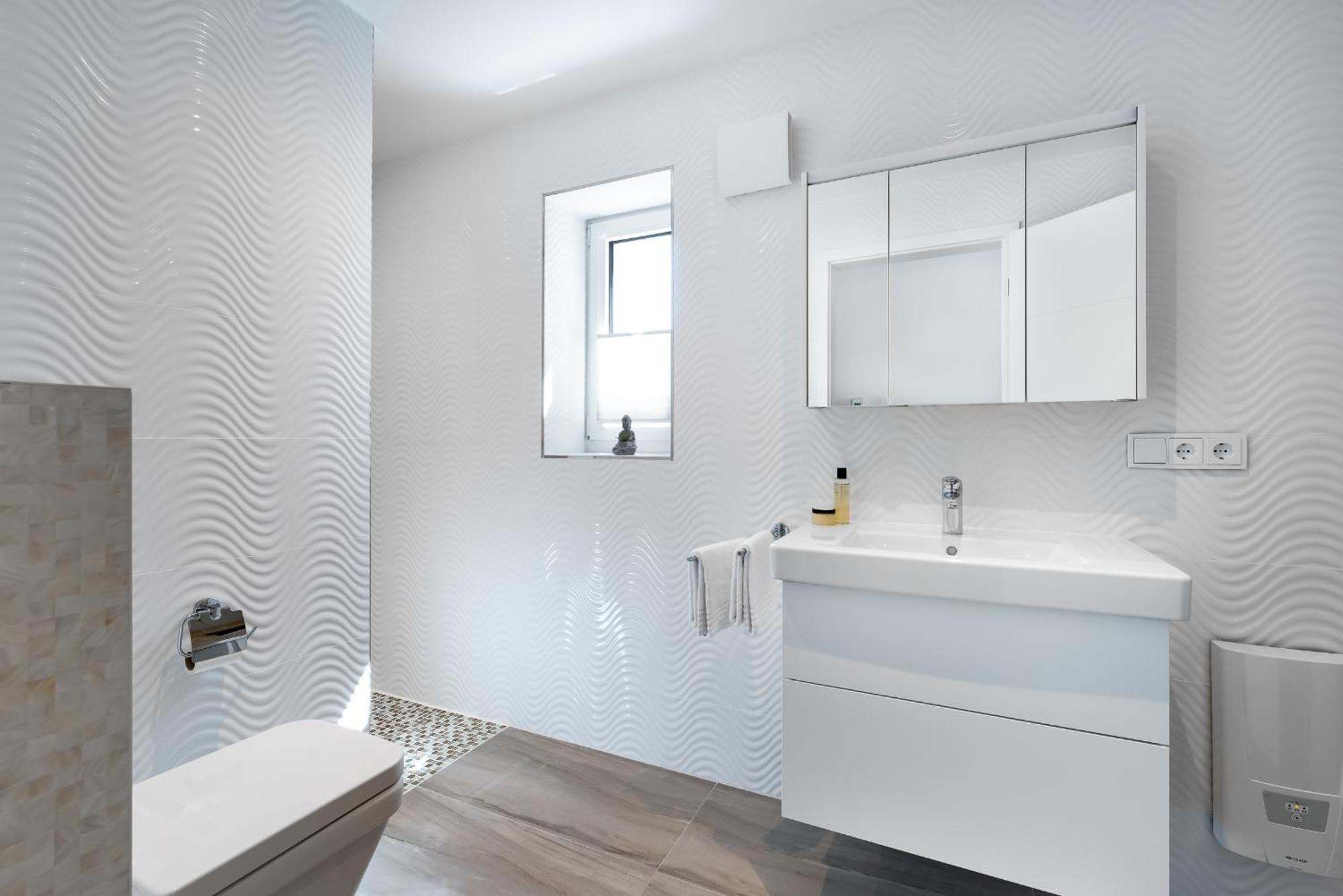 Brise- Direkt Am Wasser, Hafenblick, Fahrstuhl, Sauna, Ueberdachter Balkon Олпениц Екстериор снимка